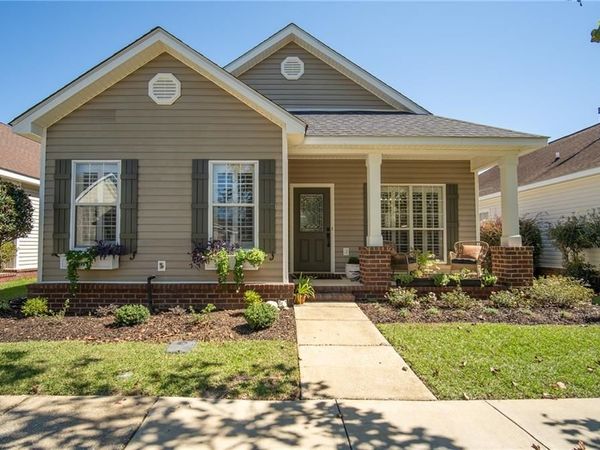 29936 St Helen Street, Daphne, AL 36526