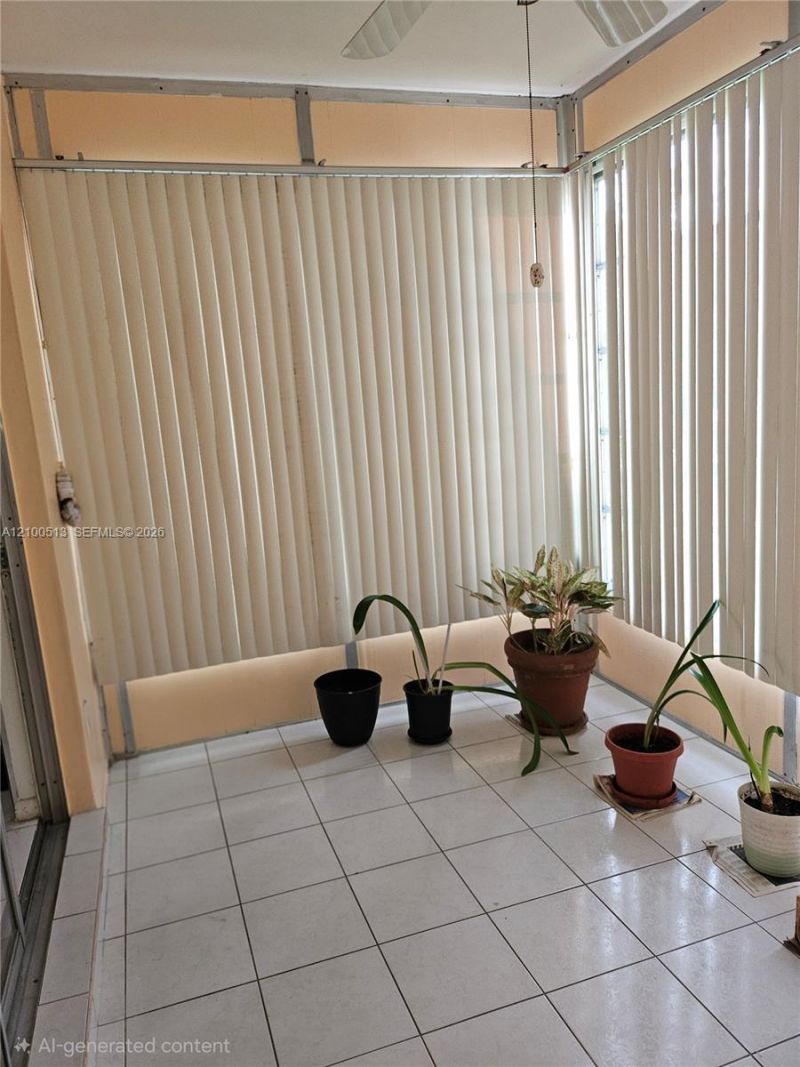 5121 W Oakland Park Blvd , Unit 211, Lauderdale Lakes, FL 33313 Photo