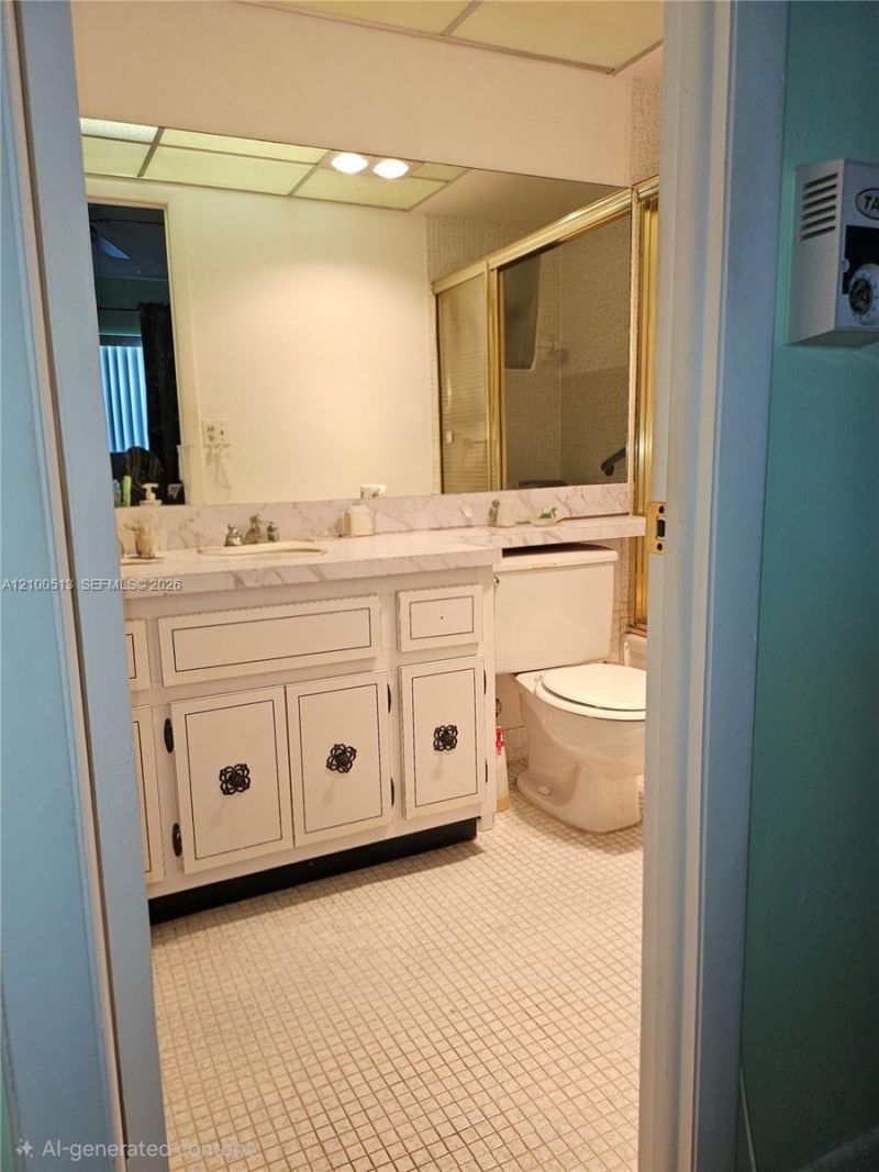 5121 W Oakland Park Blvd , Unit 211, Lauderdale Lakes, FL 33313 Photo