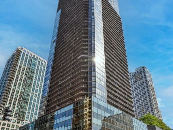 10 E Ontario Street, Unit 4705, Chicago, IL 60611
