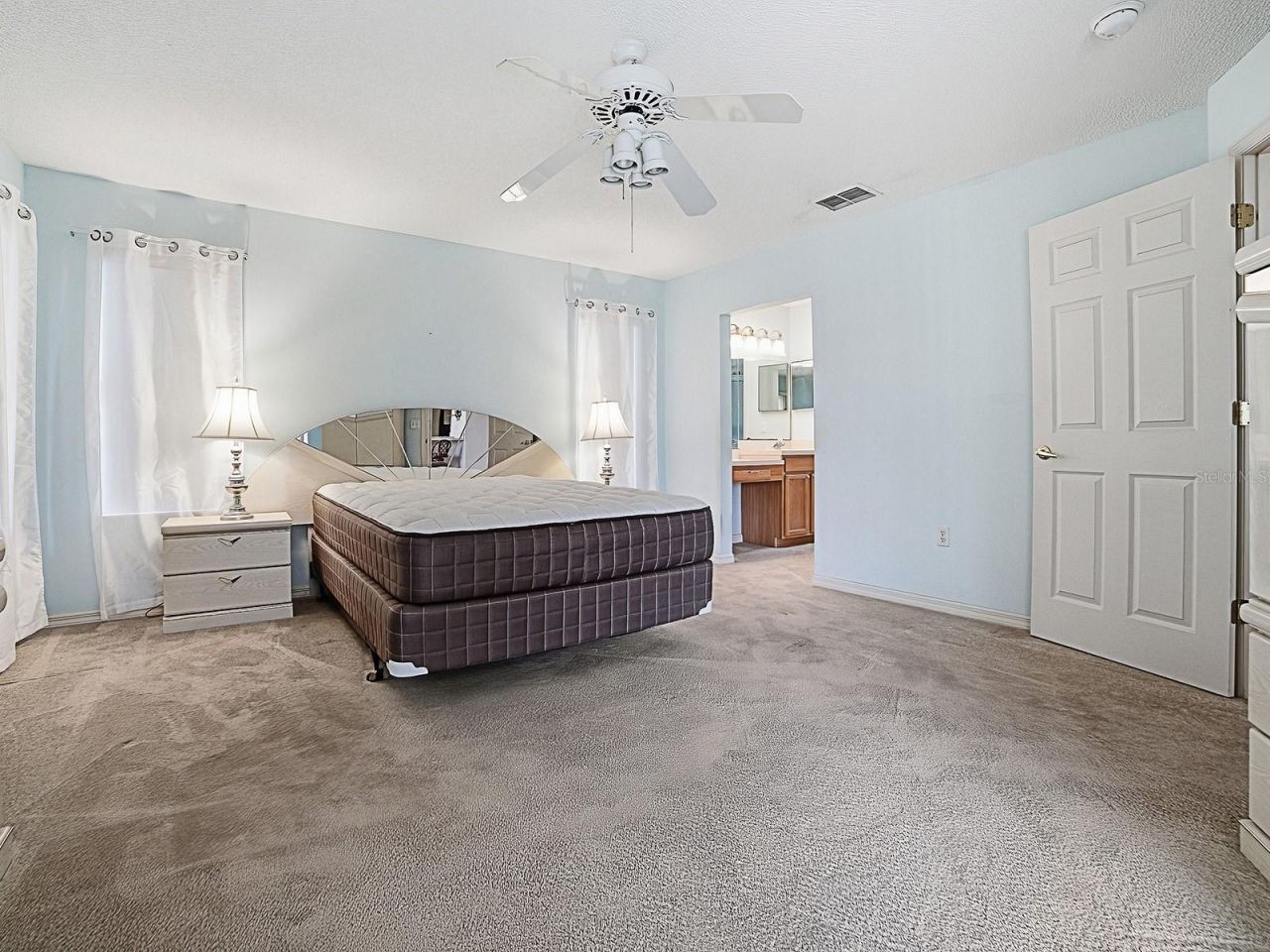 647 Timbercrest Drive , Leesburg, FL 34748 Photo