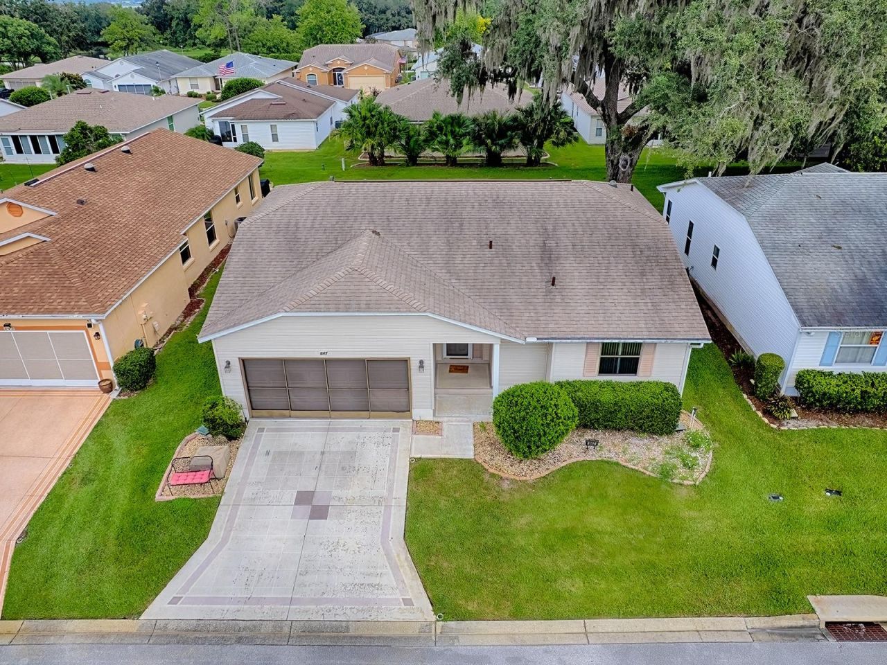 647 Timbercrest Drive , Leesburg, FL 34748 Photo
