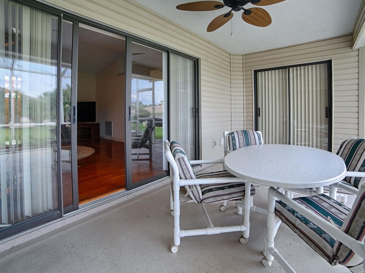 647 Timbercrest Drive , Leesburg, FL 34748 Photo