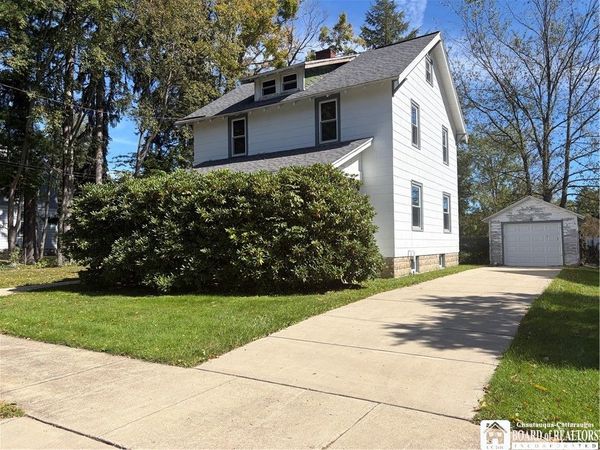 53 New York Avenue , Lakewood, NY 14750