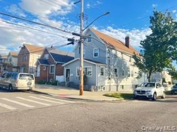 128-04 Gotham Road , South Ozone Park, NY 11420