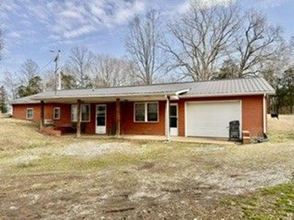 1245 Beech Grove Rd , Lafayette, TN 37083