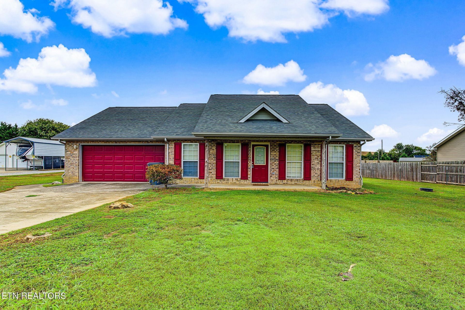 6622 Howard School Rd, Maryville, TN 37801 Main Photo