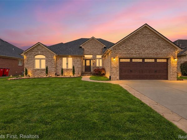 54845 Petunia Drive, Macomb Township, Mi 48042