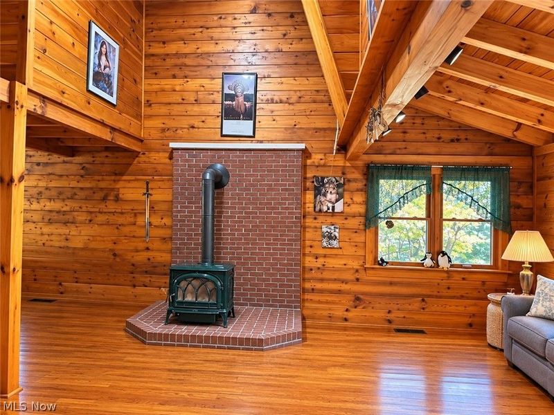 8675 Pierce Road, Garrettsville, OH 44231 Photo 4