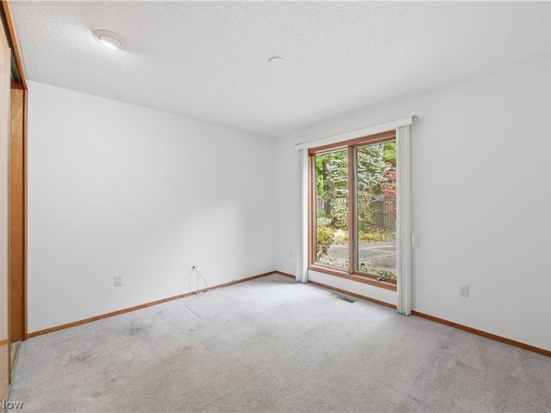 12302 Kronos Court, Strongsville, OH 44149 Photo 10