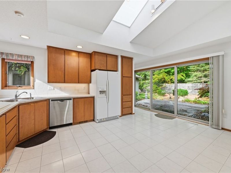 12302 Kronos Court, Strongsville, OH 44149 Photo 16