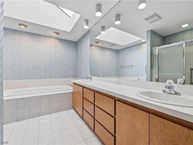 12302 Kronos Court, Strongsville, OH 44149 Photo 33