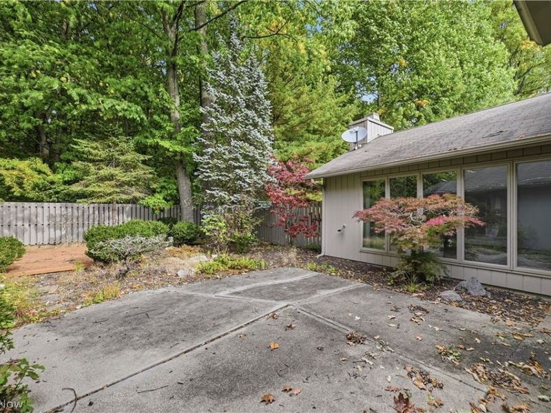 12302 Kronos Court, Strongsville, OH 44149 Photo 42
