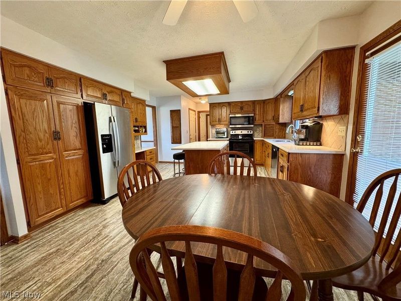6385 Harbor Drive NW, Canton, OH 44718 Photo 17