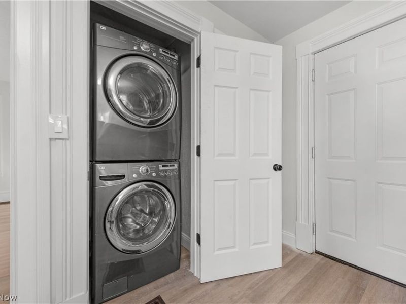 7802 Jones Road, Cleveland, OH 44105 Photo 11