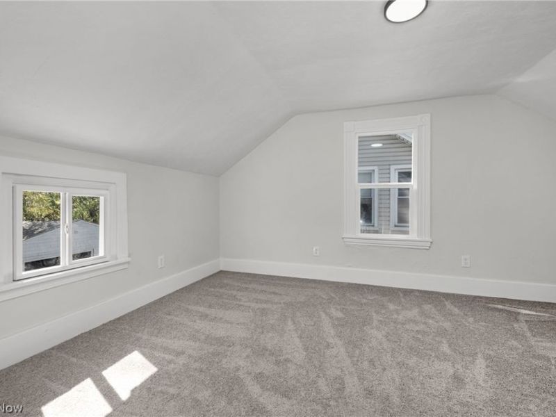 7802 Jones Road, Cleveland, OH 44105 Photo 28