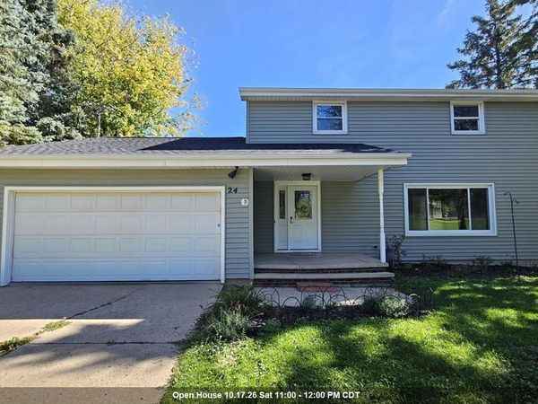 24 WEIMAR COURT, Appleton, WI 54915