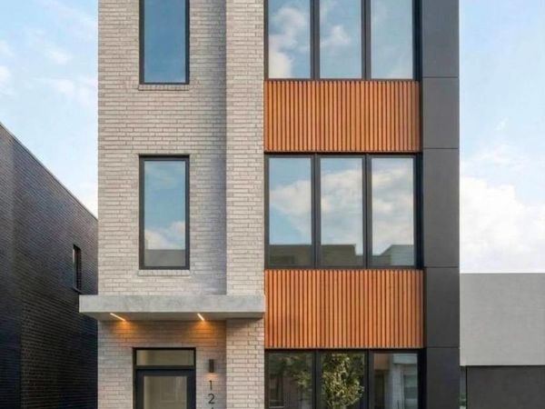 3332 W Walnut Street , Chicago, IL 60624