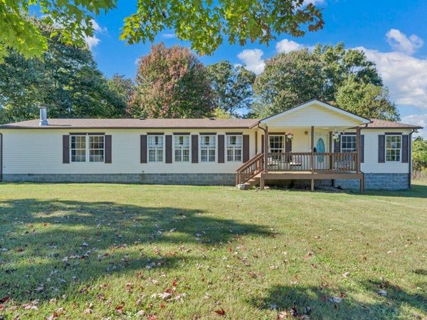 360 Double Oaks LN , Wirtz, VA 24184