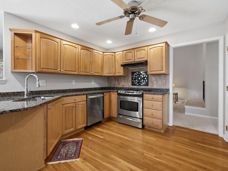 7175 Durness Place, Columbus, OH 43235 Photo 13