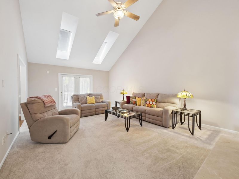 7175 Durness Place, Columbus, OH 43235 Photo 5