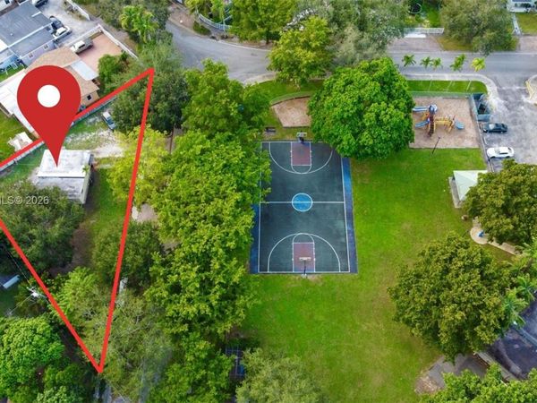 12450 NW 13th Ave , North Miami, FL 33167