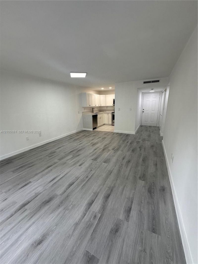9301 SW 92nd Ave , Unit 204B, Miami, FL 33176 Photo