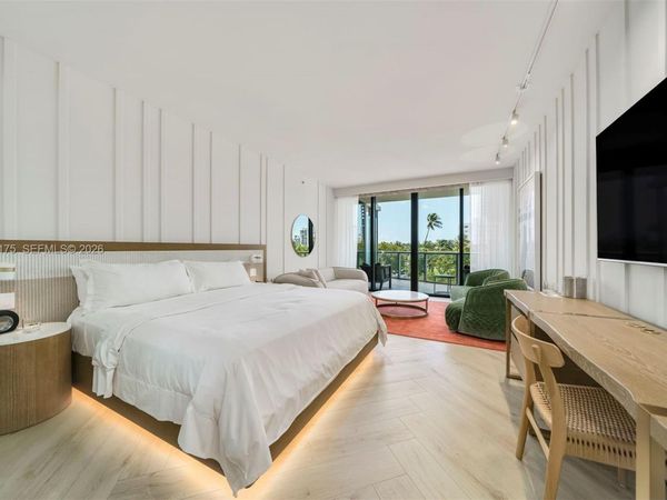 2201 Collins Ave , Unit 302, Miami Beach, FL 33139