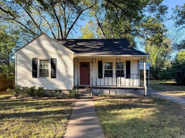 1308 W Arch Avenue , Searcy, AR 72143