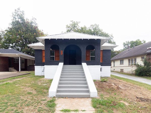 1520 S Main Street , Jonesboro, AR 72401