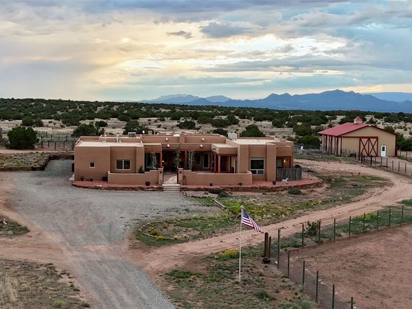 15 Silver Saddle , Santa Fe, NM 87540