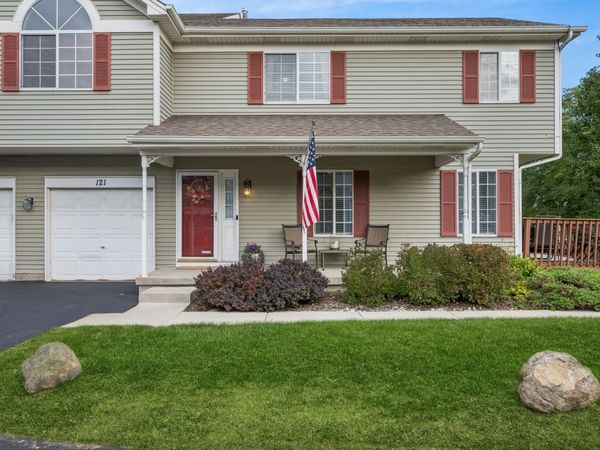 121 Village Creek Drive, Unit 121, Lake In The Hills, IL 60156