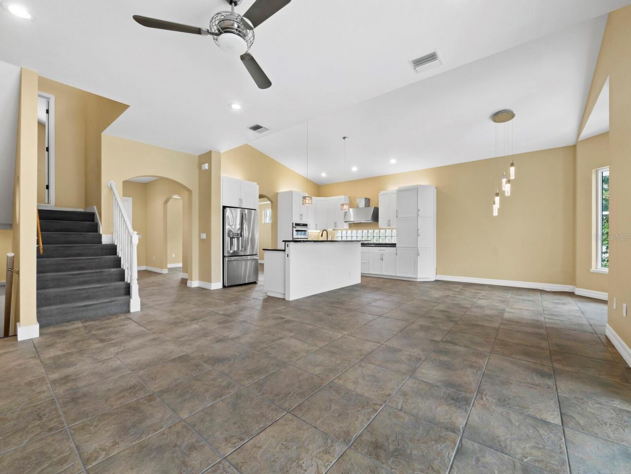 182 Island Circle, Sarasota, FL 34242 Photo