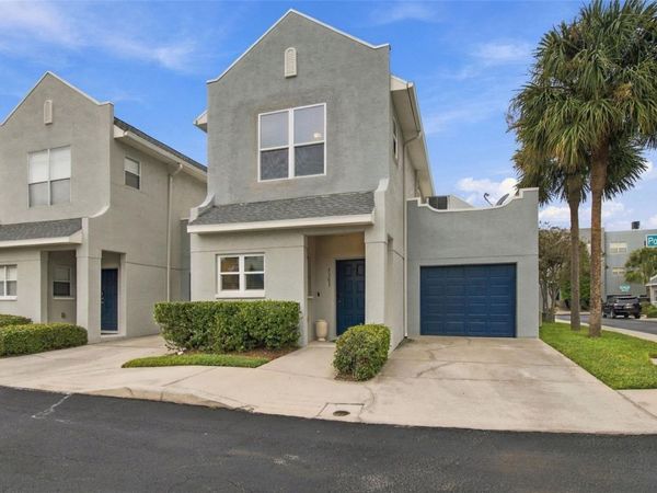 5303 POINT PLEASANT LANE , TAMPA, FL 33611