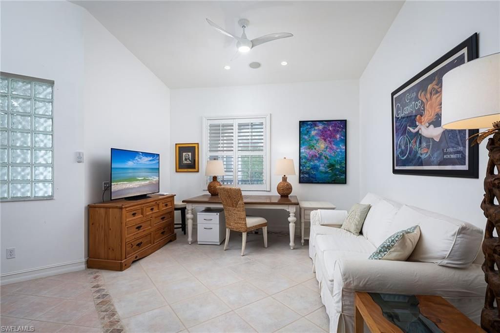 790 Bentwater Cir, Unit 203, Naples, FL 34108 Photo