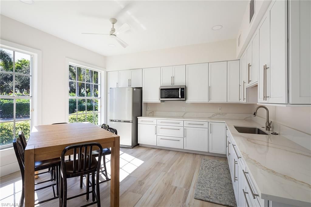 790 Bentwater Cir, Unit 203, Naples, FL 34108 Photo