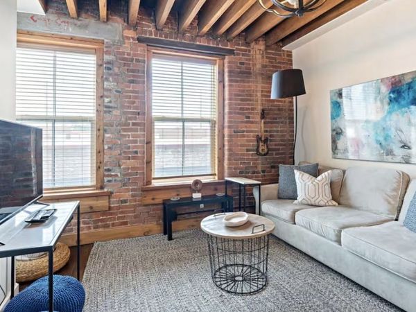 610 21st Ave N, Unit 201, Nashville, TN 37203