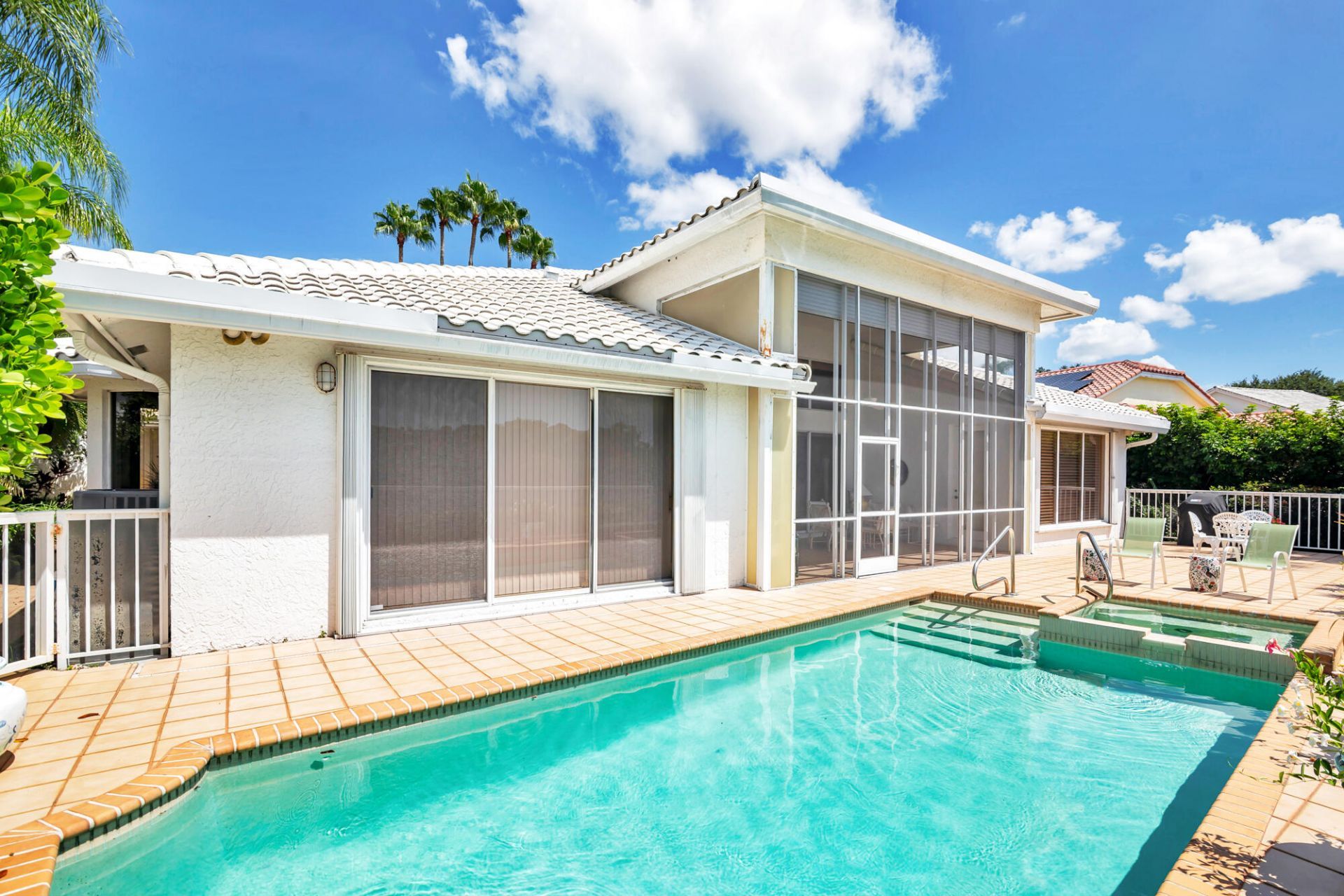 12 Sutton Drive, Boynton Beach, FL 33436 Photo