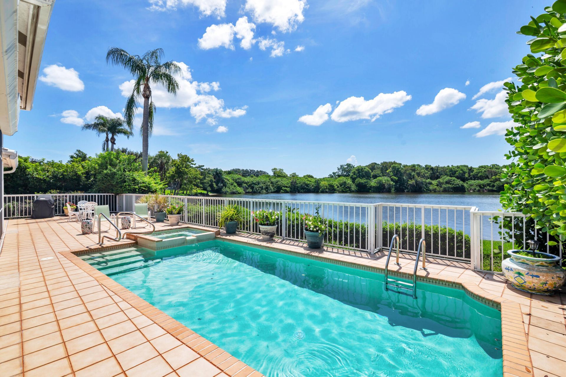 12 Sutton Drive, Boynton Beach, FL 33436 Photo