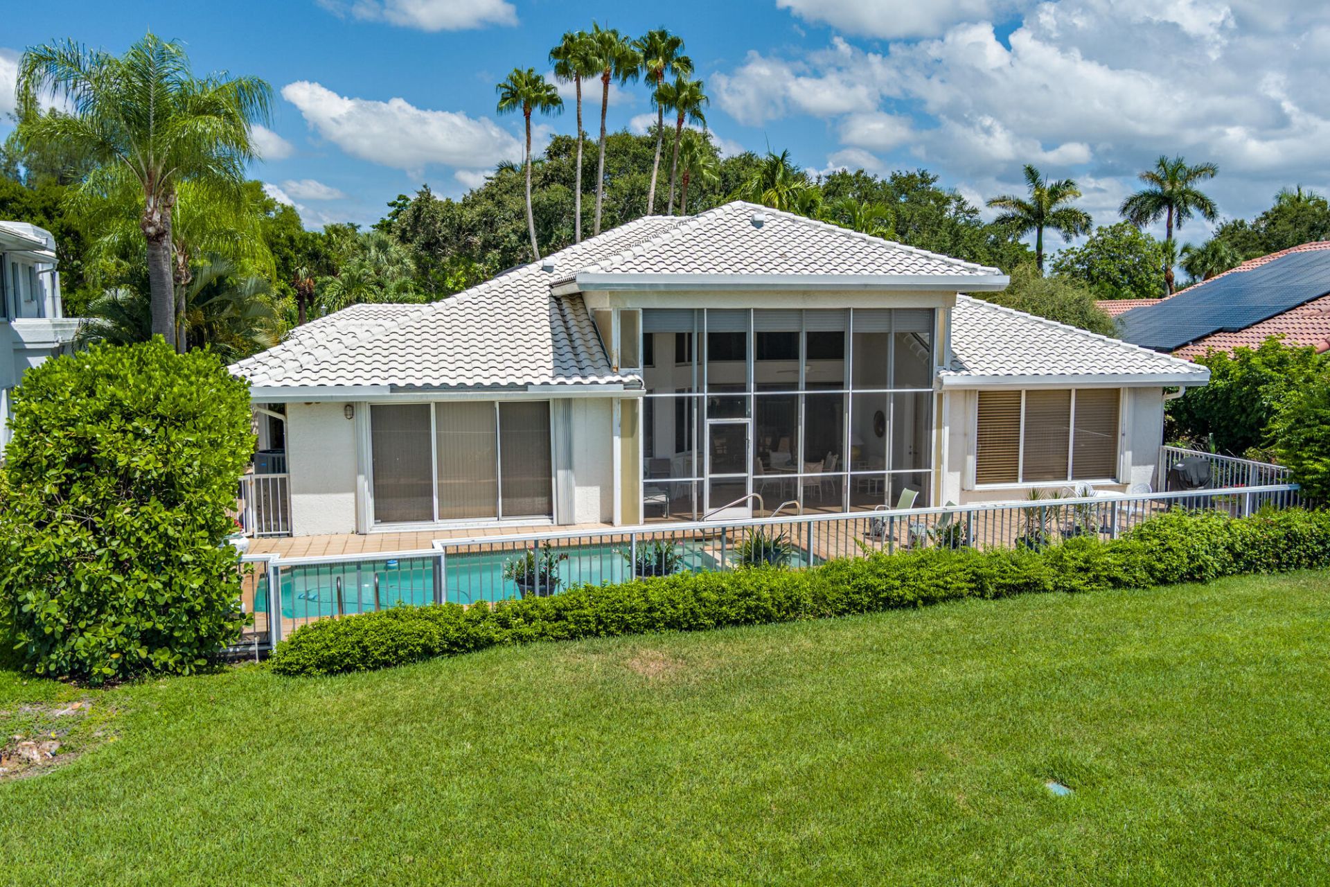 12 Sutton Drive, Boynton Beach, FL 33436 Photo