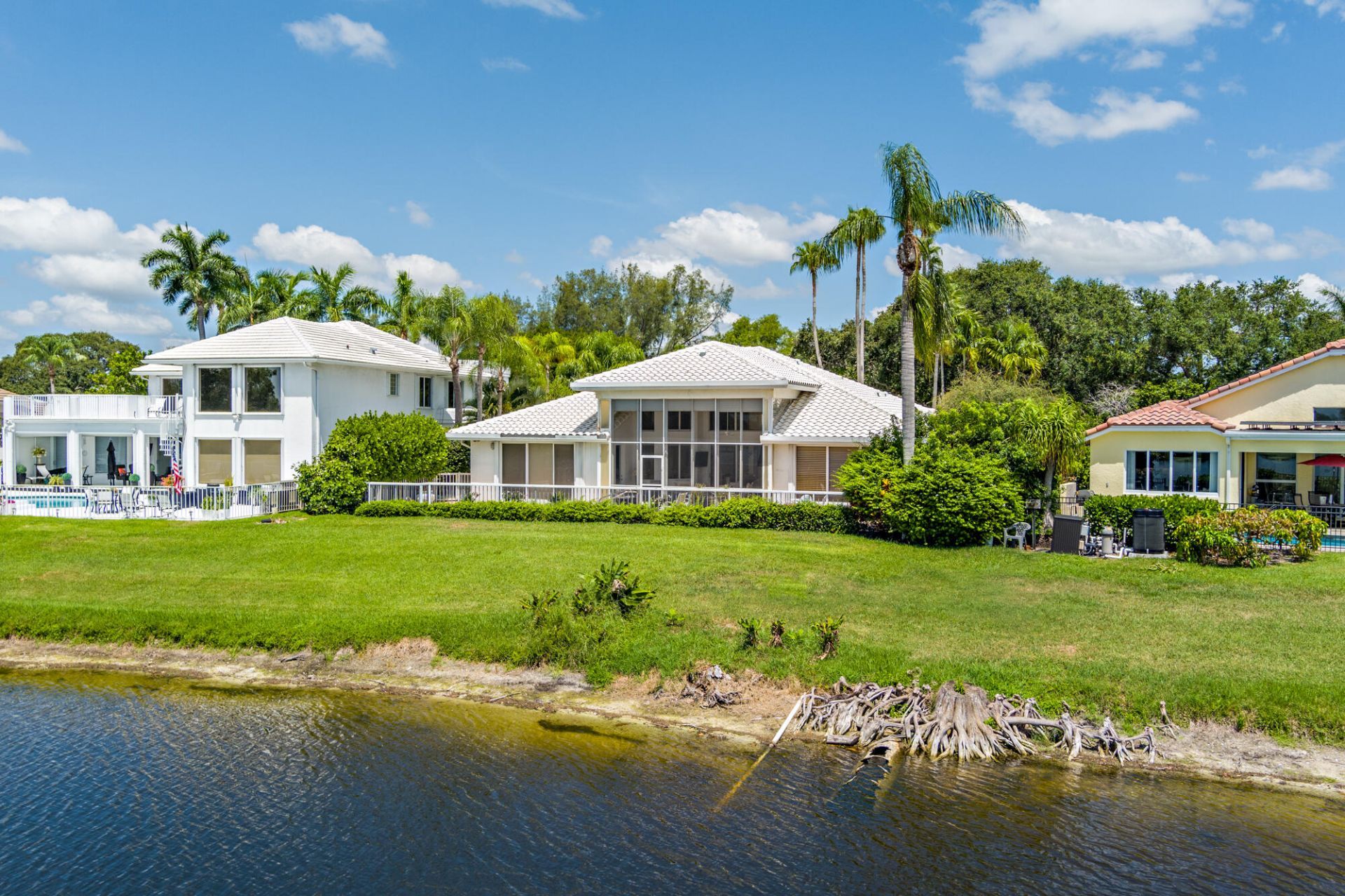 12 Sutton Drive, Boynton Beach, FL 33436 Photo
