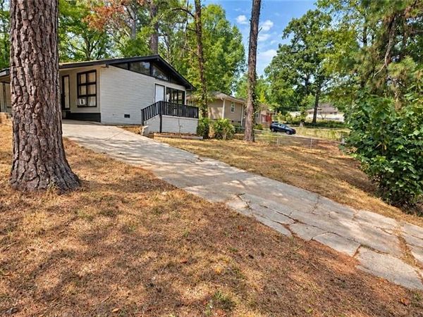 9184 Blackwell Street SW, Covington, GA 30014