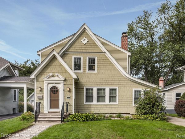 46 Oakdale Boulevard, Pleasant Ridge, Mi 48069