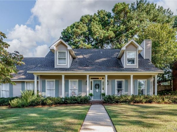 402 Vicksburg Drive, Tuscaloosa, AL 35406