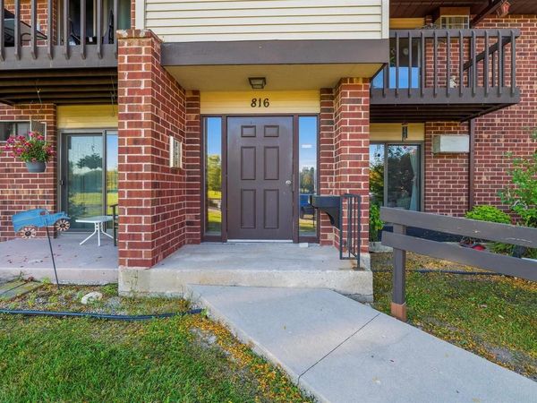 816 S PARK AVENUE, Unit 2A, Fond Du Lac, WI 54935