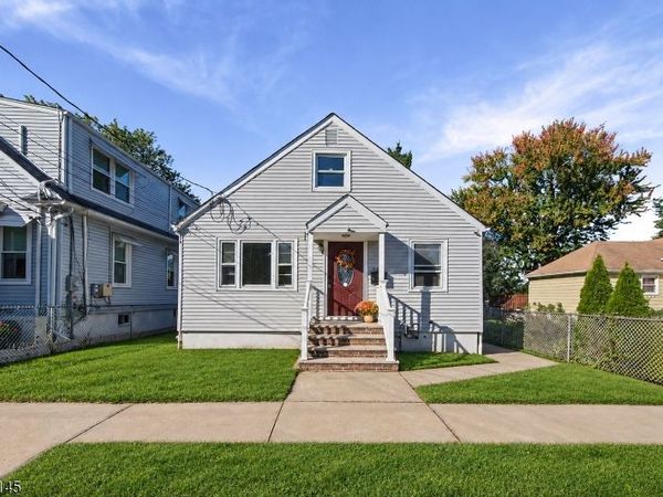 20 Suydam Ave, Edison, NJ 08817