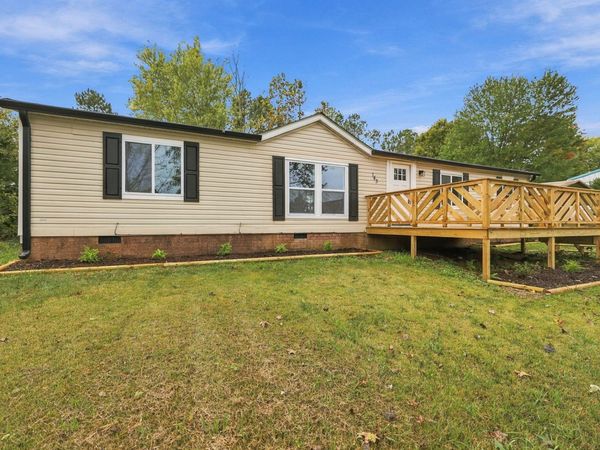 143 Hickory Oaks Drive, Cleveland, TN 37323
