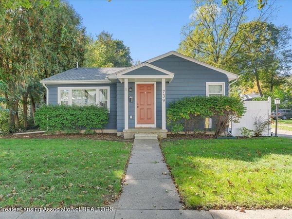 739 Randolph Street, Jackson, MI 49203