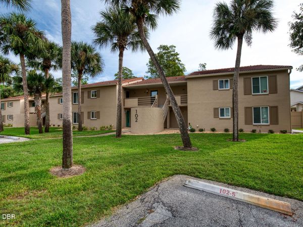 102 Bob White Court, Unit 4, Daytona Beach, FL 32119