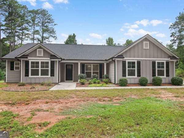 1788 Standing Rock Road, Senoia, GA 30276